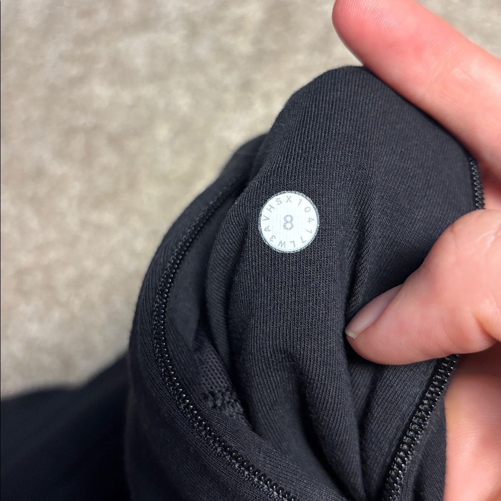 Lululemon Twisted & Tucked Pullover Black W3AVHS - Picture 7 of 7